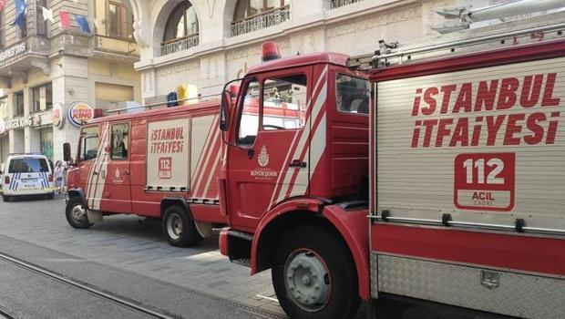 Taksim'de yangın paniği: Cadde dumanla kaplandı