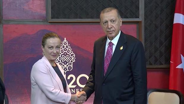 Son dakika... Cumhurbaşkanı Erdoğan, İtalya Başbakanı Meloni’yi kabul etti