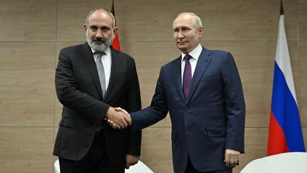 Putin ve Paşinyan, Karabağ’daki son durumu görüştü