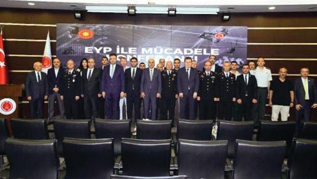 Savunma Sanayii Başkanlığı, 'EYP ile Mücadele Konferansı' düzenledi