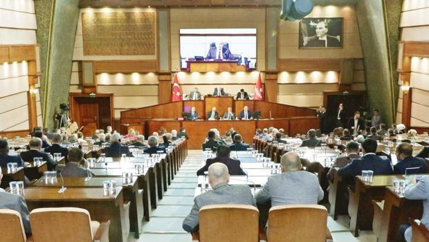 Canpolat’ın CHP kongresindeki sözleri İBB Meclisi’ni karıştırdı