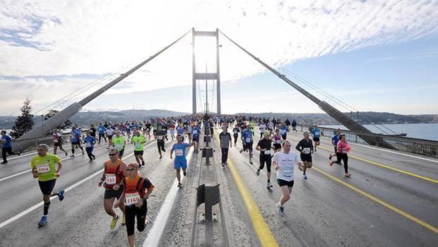Türkiye yüzyılın koşusu için hazır! İstanbul Maratonu’na bu yıl mutlaka katılmanız için 5 neden!