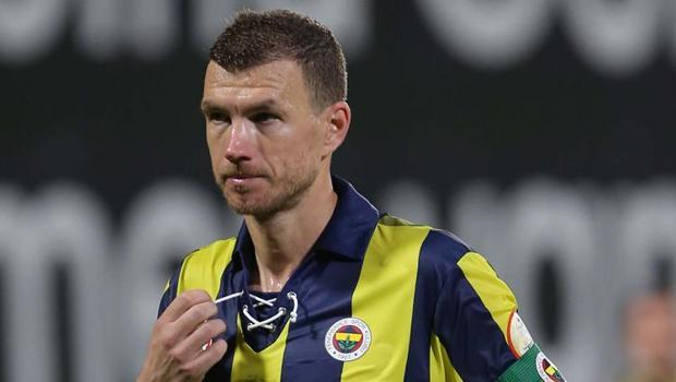 Fenerbahçeli futbolculardan galibiyet sözleri: Takım işimi kolaylaştırıyor