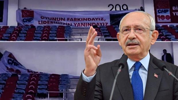 CHP'de kurultay öncesi sular durulmuyor... Pankart Kılıçdaroğlu'nun talimatıyla indirildi