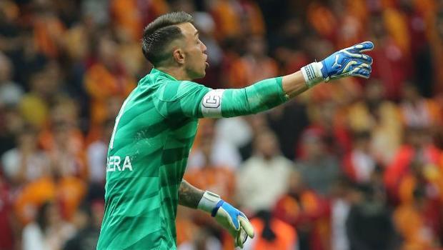 Galatasaray'da Fernando Muslera sakatlandı