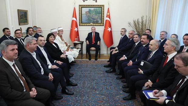 Cumhurbaşkanı Erdoğan Türkiye’nin Atina Büyükelçiliği’ni ziyaret etti