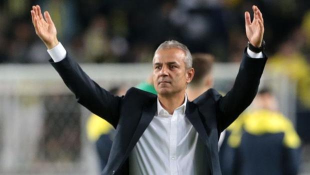 Fenerbahçe teknik direktörü İsmail Kartal: Konferans Ligi kupasını kazanmak istiyoruz