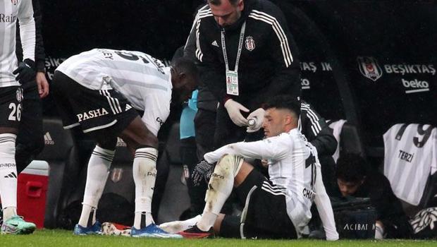 Beşiktaş'ta sakatlık şoku! Alex-Oxlade Chamberlain maça devam edemedi