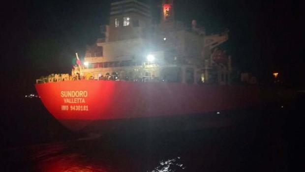 Çanakkale Boğazı'nda Malta bayraklı gemide arıza