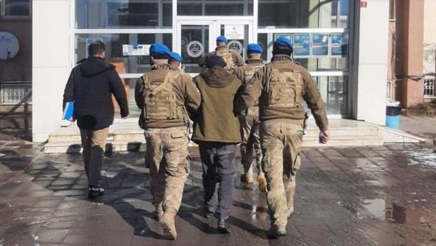 Hakkari'de PKK/KCK operasyonu: 2 şüpheli tutuklandı