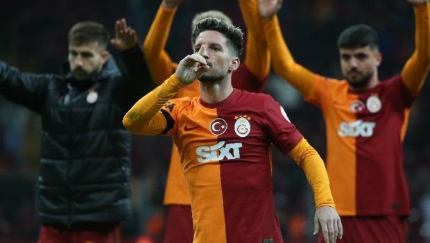 Galatasaray'da galibiyet üçlüsü Dries Mertens'ten