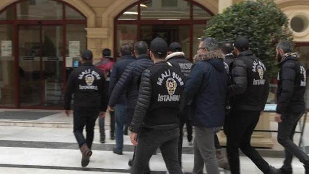 Büyükçekmece Belediyesi'ne yapılan operasyonda 8 kişi tutuklandı