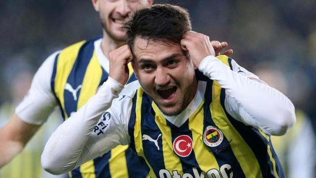 Fenerbahçe'den Cengiz Ünder'den İrfan Can Kahveci yanıtı: Forma rekabeti içindeyiz ama...