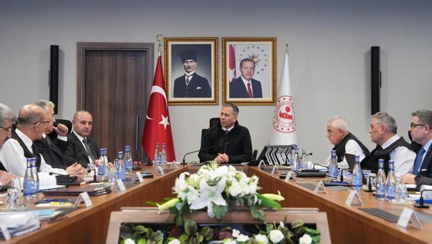 İçişleri Bakanı Yerlikaya'dan 'güvenlik' konulu toplantı açıklaması