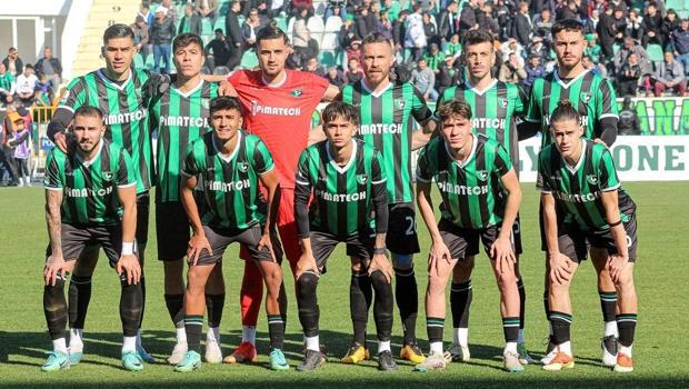 Denizlispor'da futbolcular antrenmanı boykot etti