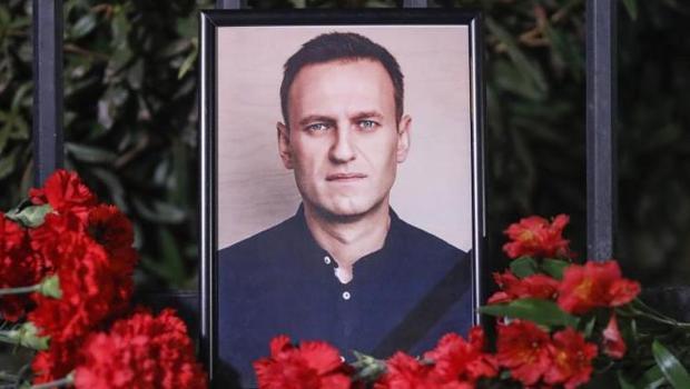 İlk adım İngiltere'den geldi... Navalni'nin öldüğü cezaevinin 6 yetkilisine yaptırım