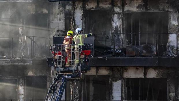 İspanya'daki yangın faciasında can kaybı 9'a yükseldi