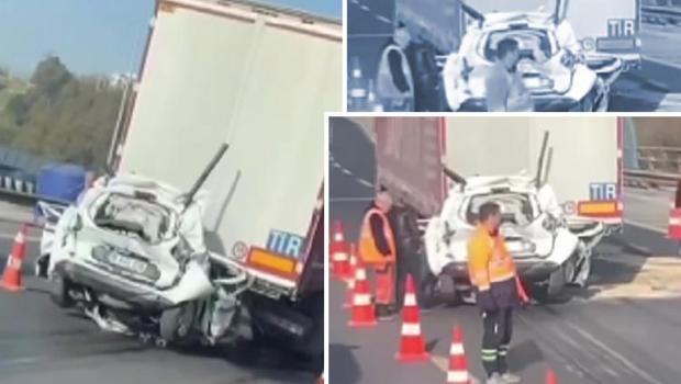 İzmir'de korkunç kaza! İki tırın arasında kalan araçta bir can kaybı