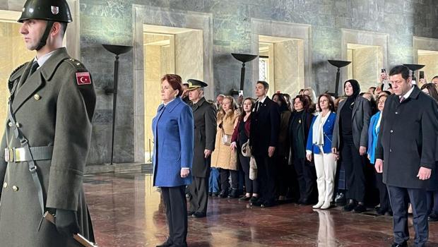 İYİ Parti Genel Başkanı Akşener'den Anıtkabir ziyareti