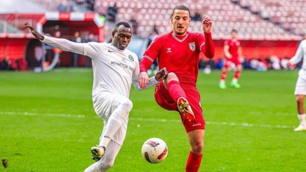 Samsunspor hazırlık maçında Çorum FK'ya gol yağdırdı