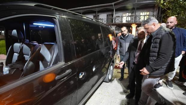 Tarsus Belediye Başkanı Bozdoğan'ın aracı kurşunlandı