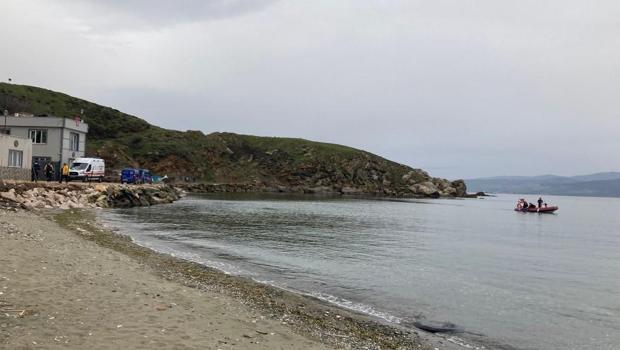 Bandırma'da sahile ceset bulundu! 'Batuhan A' adlı geminin kayıp mürettebatından olup, olmadığı araştırılıyor