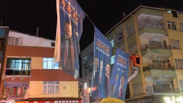 İstanbul'da parti bayrakları ve afişler toplandı