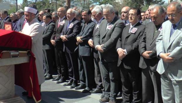 CHP Kayseri İl Başkanı'nın oğluna son veda: Cenazeye Kılıçdaroğlu da katıldı