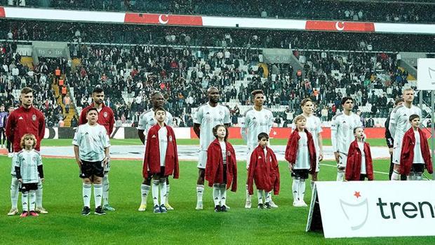 Beşiktaş'ta Jonas Svensson Fenerbahçe derbisinde yok
