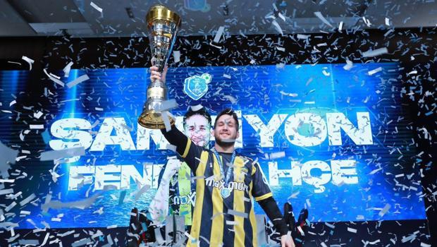 eSüper Kupa’nın sahibi Fenerbahçe oldu