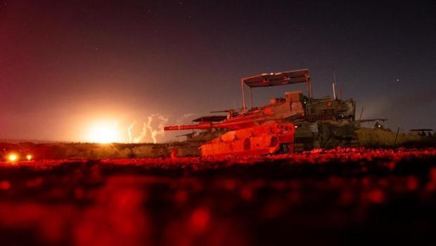 İsrail'den Refah'taki 100’e yakın noktaya hava saldırısı 