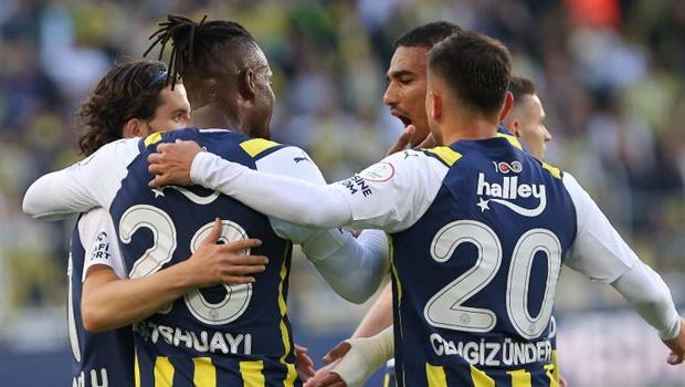 Fenerbahçeli yıldız, Galatasaray maçında cezalı duruma düştü