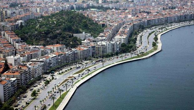 Doç. Dr. Ökmen Sümer: İzmir'de 6'nın üzerinde deprem üretebilecek 25'e yakın fay var
