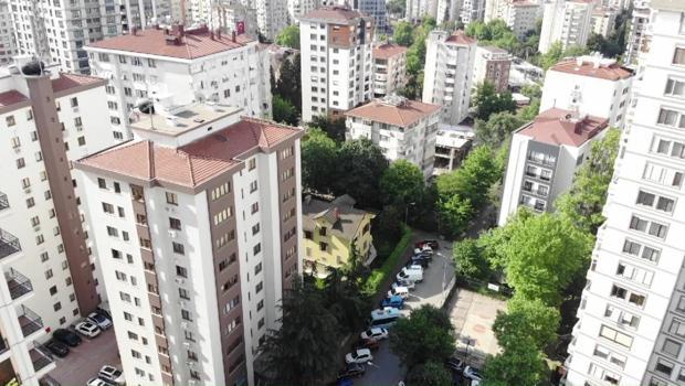 Müteahhitlerin milyonluk tekliflerini ret etti! Kadıköy'de sarı köşkü satmadı