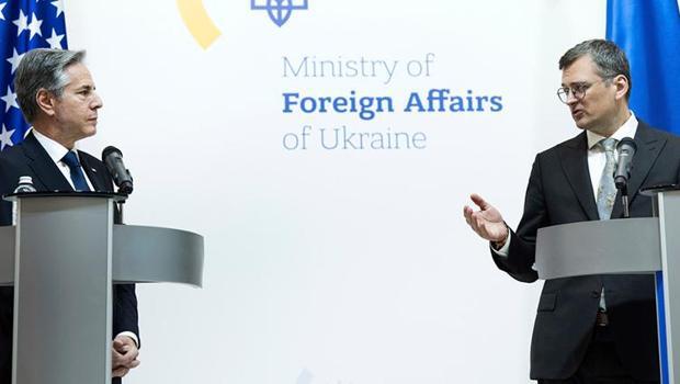 Blinken duyurdu: Ukrayna’ya 2 milyar dolarlık ek askeri yardım