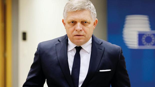 Slovakya Başbakanı’na suikast girişimi