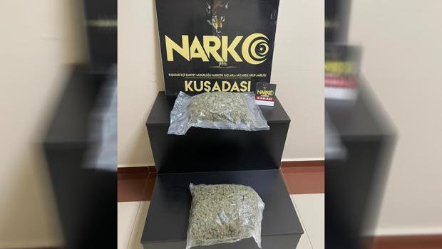 Kuşadası’nda uyuşturucu alışverişine suçüstü! 2 kilo uyuşturucu madde ele geçirildi