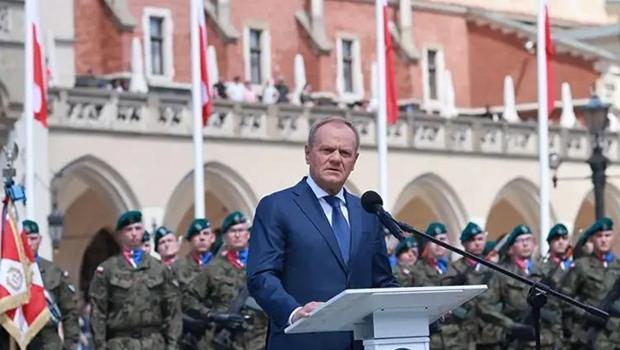 Polonya Başbakanı Tusk dünyaya ilan etti: Sınırımızı güçlendirmek için 2,3 milyar euro ayırdık