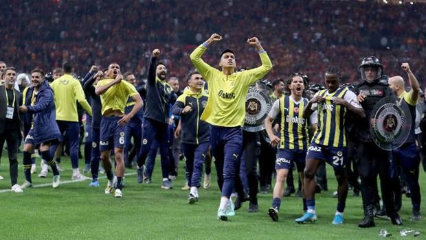 Fenerbahçe'de Başkan Ali Koç'un devre arası yaptığı konuşma ortaya çıktı! Maç sonu Rams Park'a geldi
