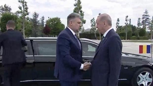 Erdoğan, Romanya Başbakanı'nı törenle karşıladı