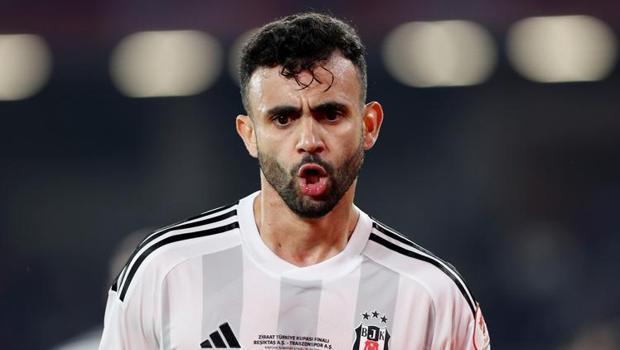 Rachid Ghezzal: 'Bu kupayı çok hak ettik, Beşiktaşlılar bundan zevk alın'