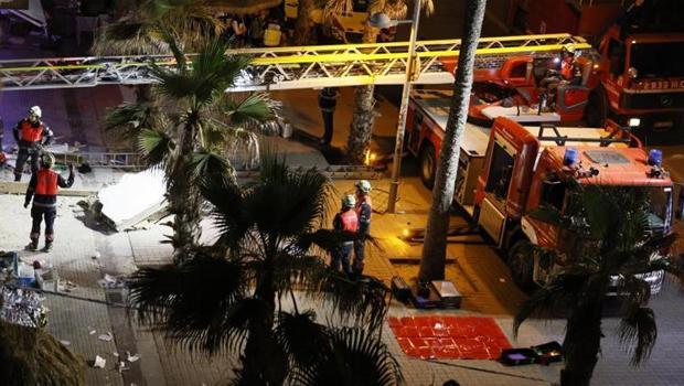 İspanyol adasındaki restoranın zemini çöktü, 4 kişi öldü!