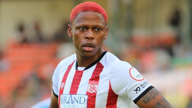 Sivasspor’da Clinton N’Jie veda mesajı paylaştı