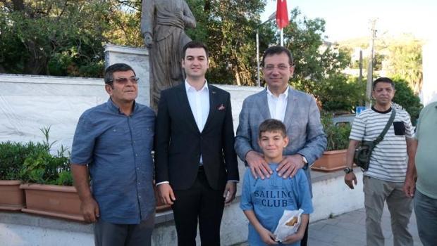 İBB Başkanı Ekrem İmamoğlu, Bodrum'da bayram namazı kıldı