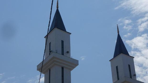 Trabzon'da kiliseye benzetildiği için inşaatı duran cami 18 yıl sonra bitirildi