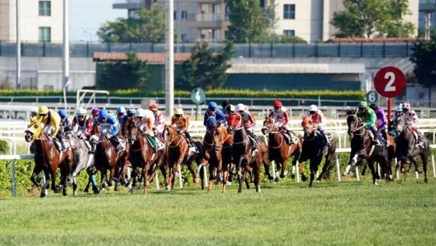 Gazi Koşusu'nun kazananı belli oldu! Türk at yarışçılığının derbisinde zafer Akın Sözen'in