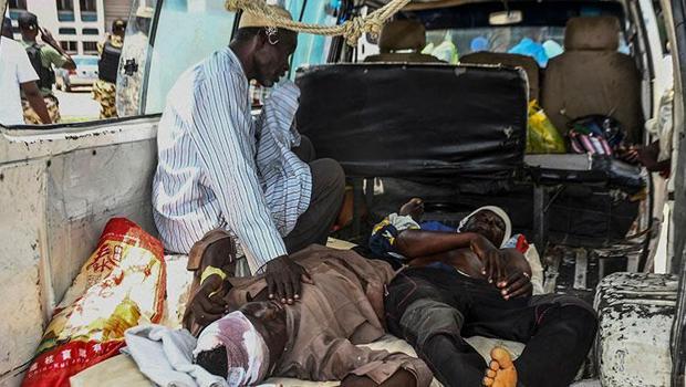 Nijerya'da üç ayrı intihar saldırısı: 18 ölü