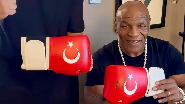 Dünyaca ünlü boksör Mike Tyson’dan Avusturya karşısında Türkiye’ye destek