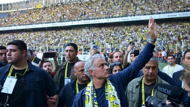 Fenerbahçe'de yeni sezon kombine fiyatları açıklandı