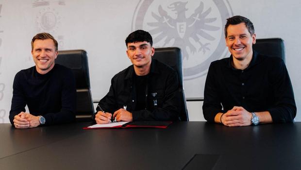 Transfer Haberleri: Can Uzun, Eintracht Frankfurt'ta